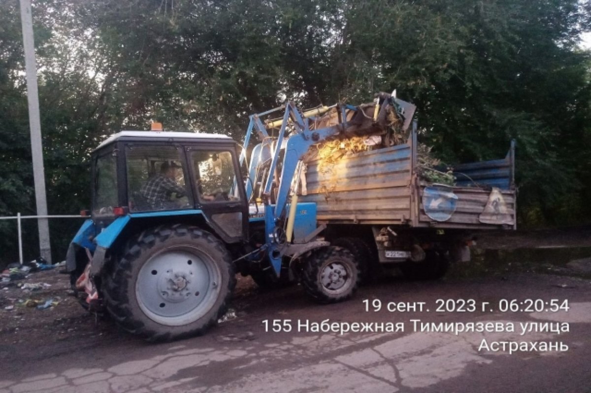 В Астраханской области продолжают зачищать стихийные свалки | АиФ-Астрахань  | Дзен