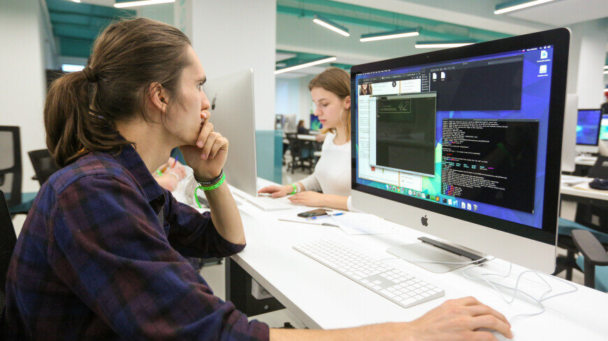 ФОТО : Владимир Крайнов/ТАСС