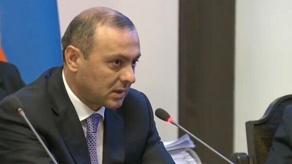    © Photo : press office of the Government of RA