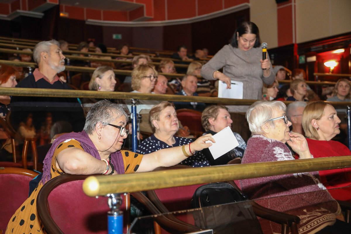 Один из актуальных вопросов, который интересовал участников клуба ветеранов - социальные льготы