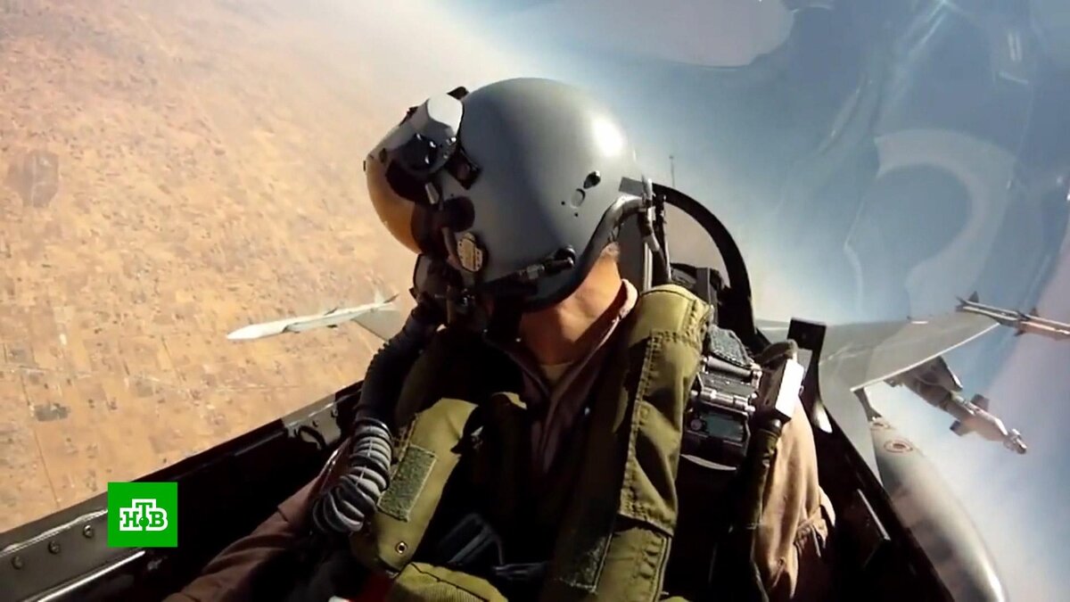    СМИ: украинские летчики прибыли в США для ознакомления с    F-16