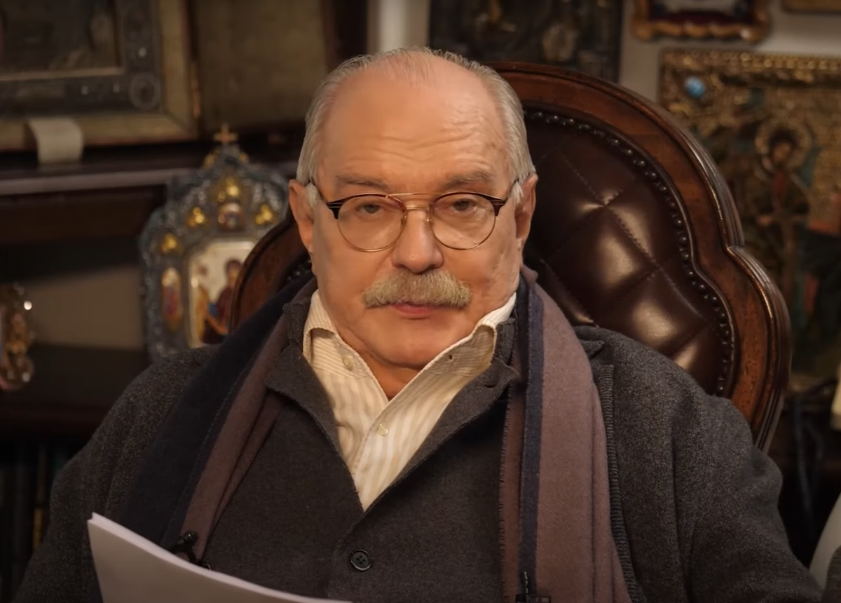 Обзор выпуска "Сколько будет 2+2?" программы "Бесогон" Никиты Михалкова