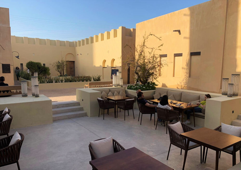 Ресторан «NoMaNi» в отеле «The Chedi Al Bait» в «Сердце Шарджи»