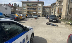 Болгария: 6 раненых 2 в критическом состоянии после массовой драки с топсами и мотыгами в Казанлыке