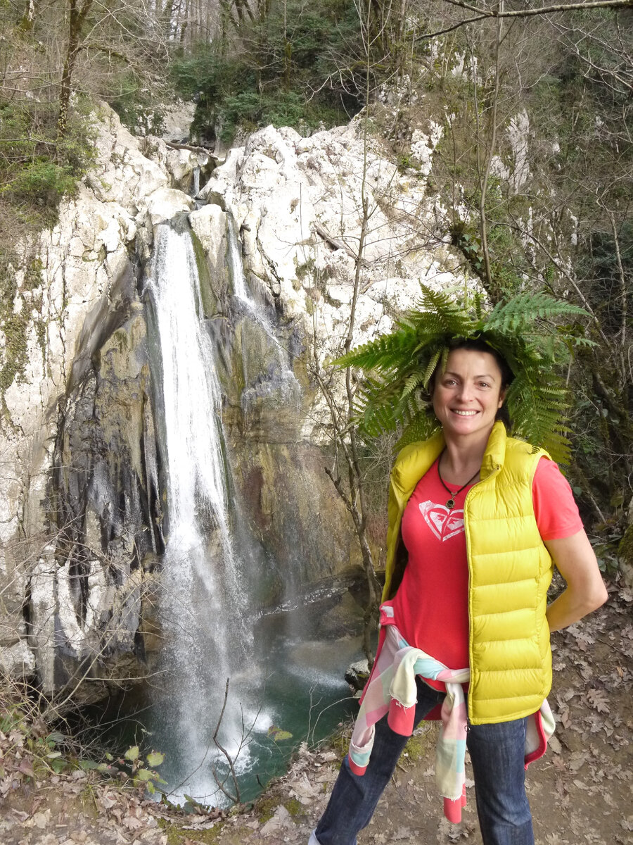 Кавказский ресторанный патруль на Агурских водопадах