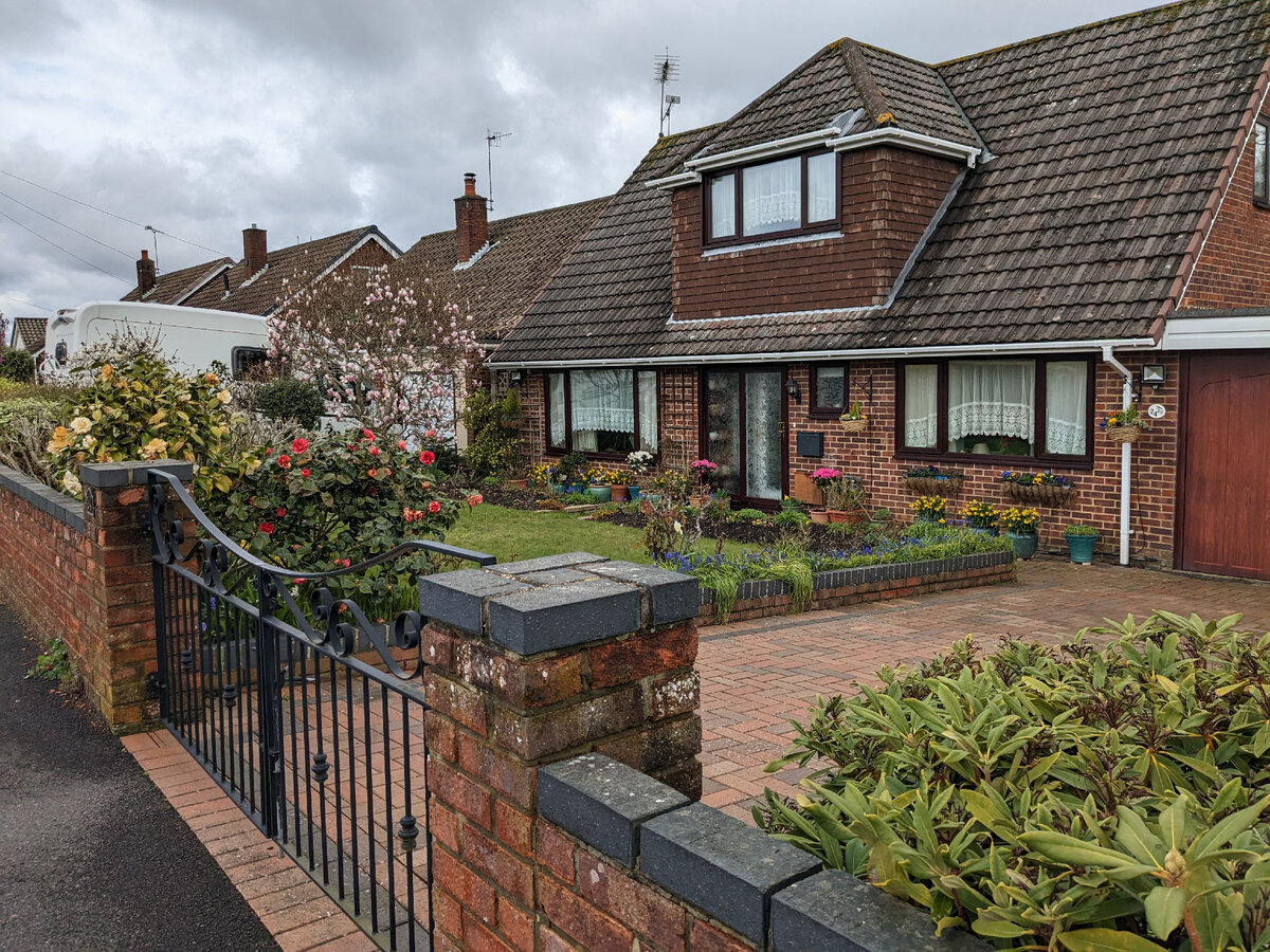 Крошечные, но милые и уютные. Соседи. Hythe, Southampton Hampshire. Фото из личного архива 