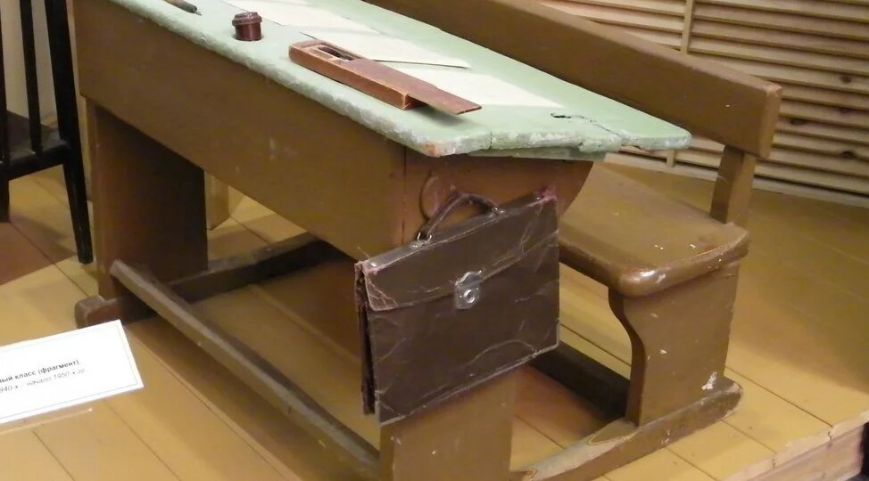 Парты Эрисмана и Короткова. Почему от них отказались в прошлом и почему хотят вернуть теперь