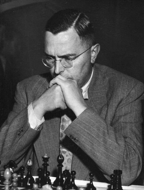  5-й чемпион мира по шахматам, Махгилис(Макс) Эйве, родился 20 мая 1901 года в церковной семье.
