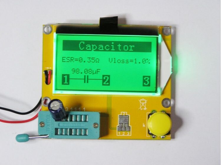 ESR meter , многофункциональный прибор для замера ёмкости и многого другого.
Кстати я никогда не смотрел на цифры сопротивления , только сейчас заметил ,что он такое показывает разглядывая картинку тестера