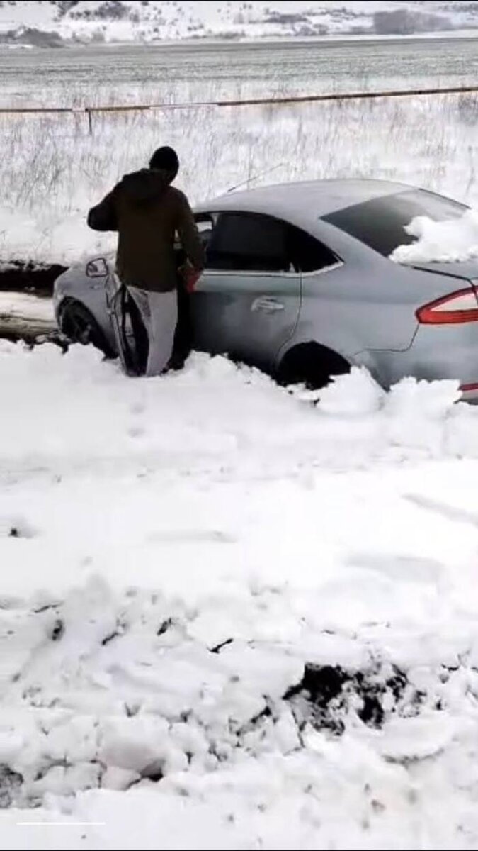     Кадр видео.ГИБДД СК.