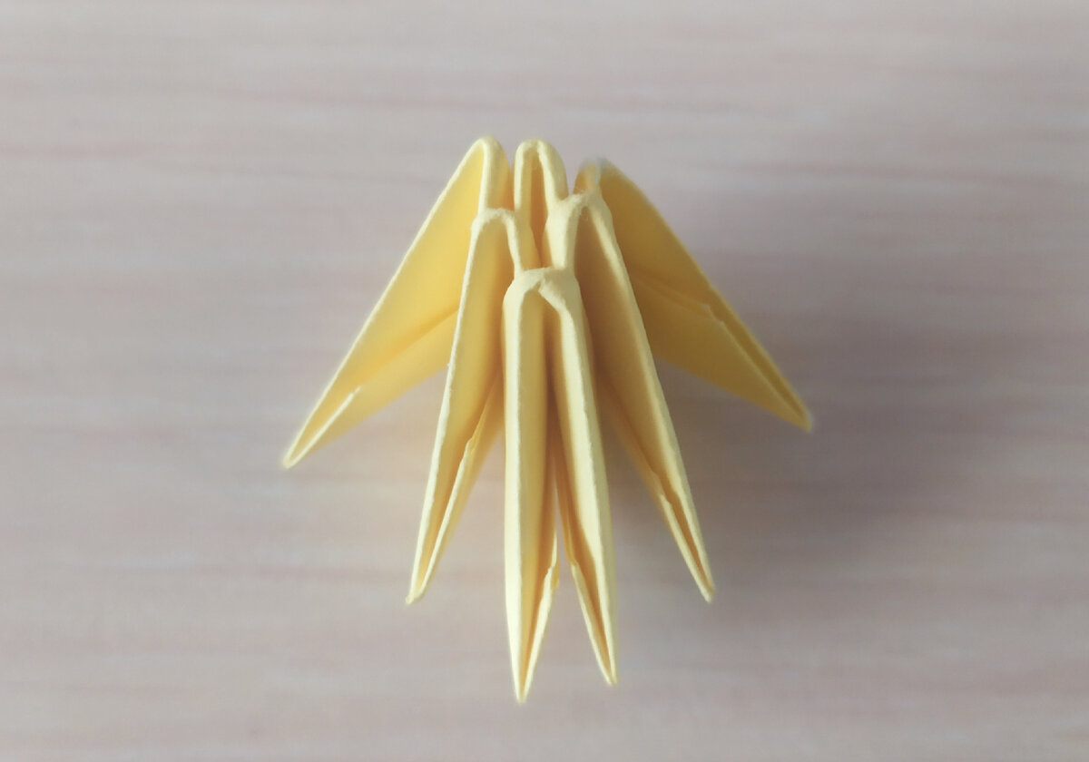 Скачать «Модульное оригами Объемные поделки своими руками» Анна Зайцева - Эксмо