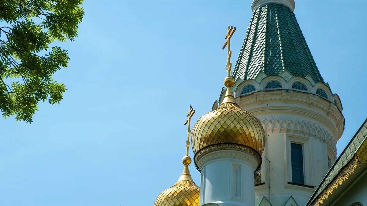 Не стоит держать деньги на видном месте. Фото: Pxfuel.com