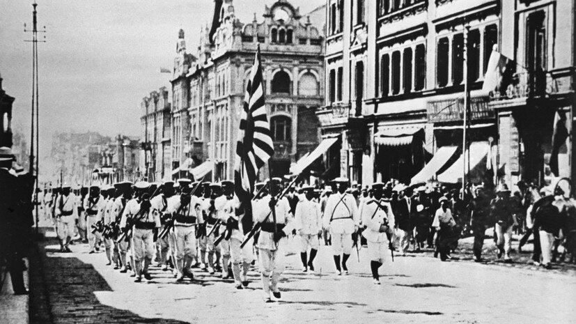     Японские интервенты на улицах Владивостока, 1918 год РИА Новости