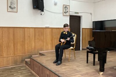    Балалаечник Павел Бакулин из Солнечногорска ©Валентина Максимова Фото
