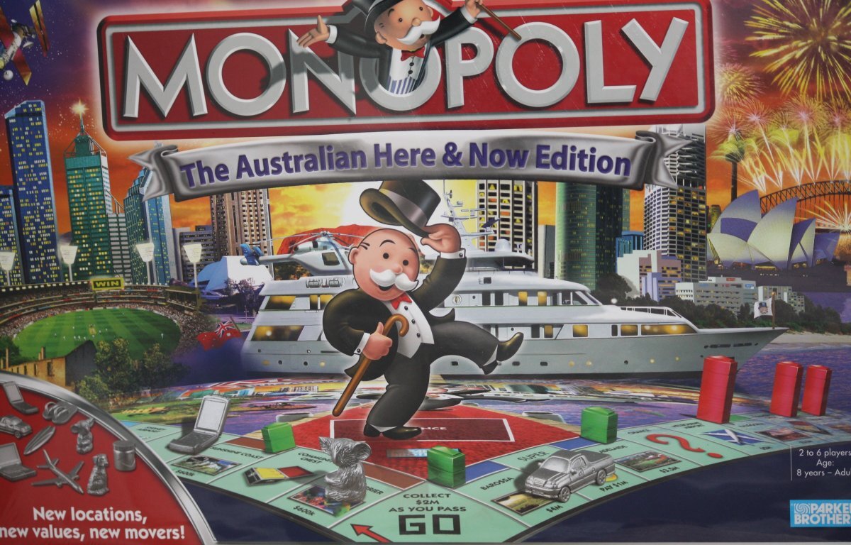 Monopoly here now slot game