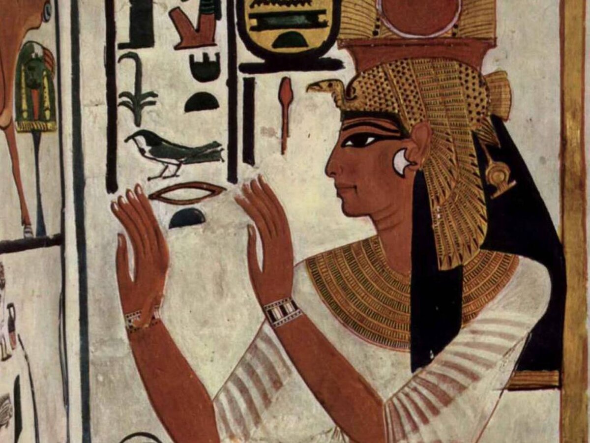 Детали маникюра в древнем искусстве