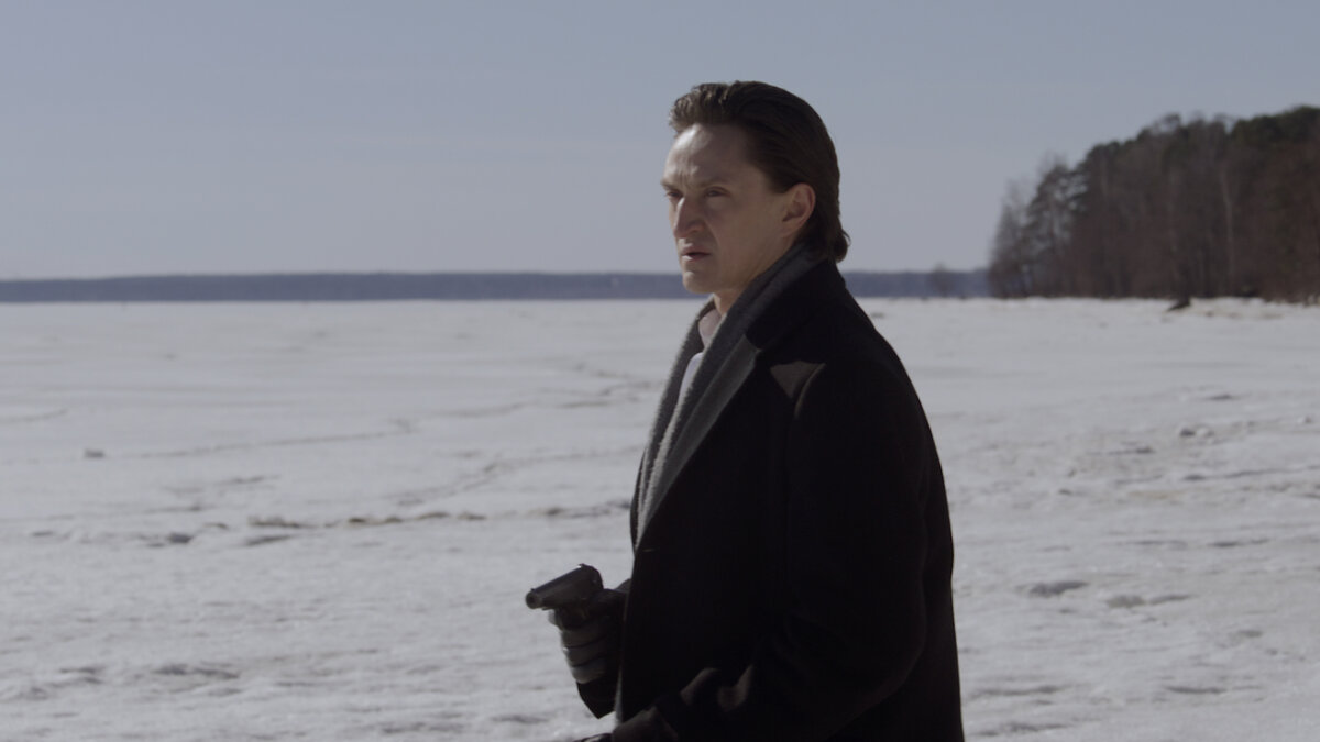 Кадр из сериала. Московский следователь Орлов(актёр Юрий Чурсин)