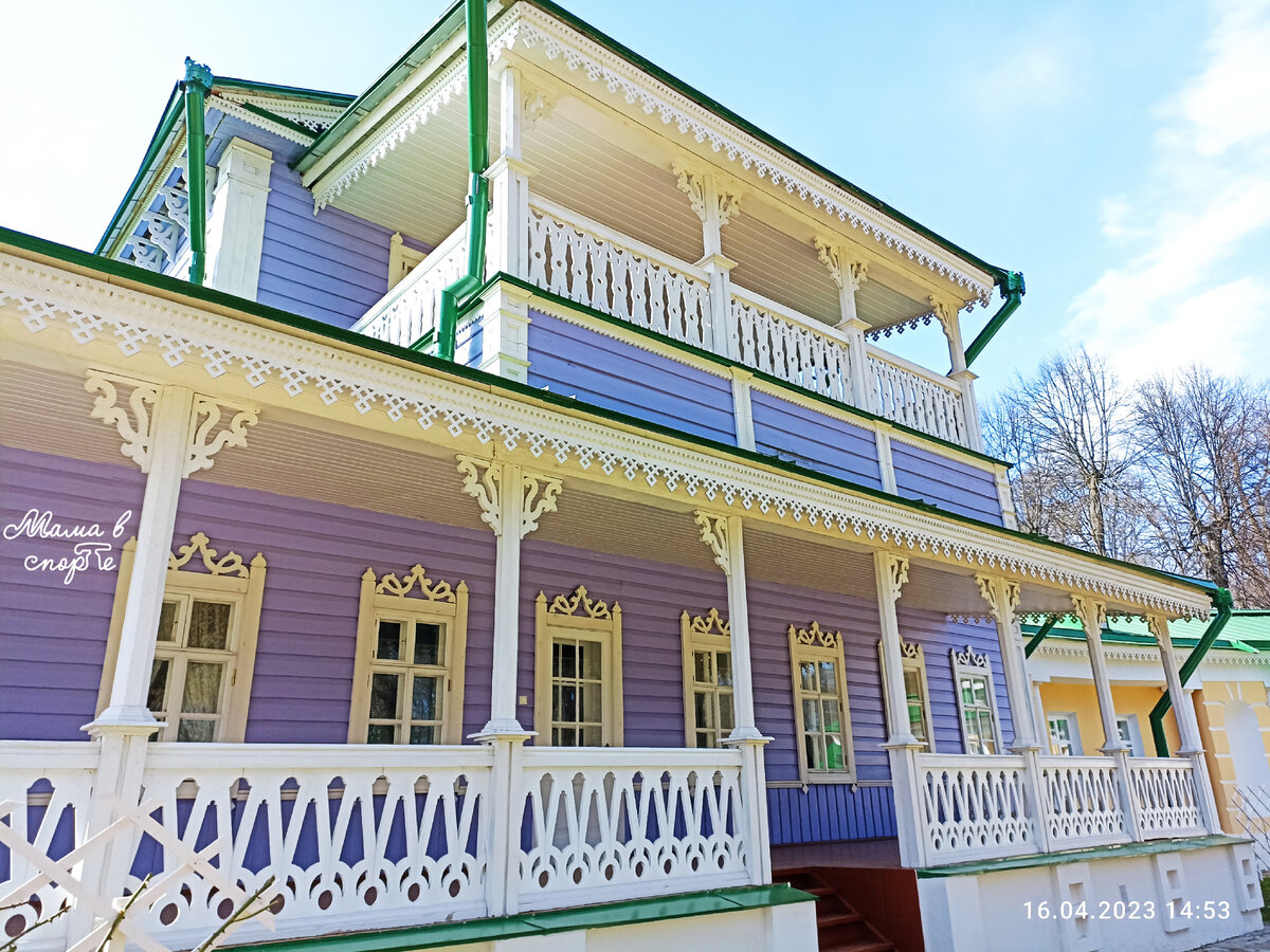 Дом-музей Тургенева. Веранда усадебного дома.