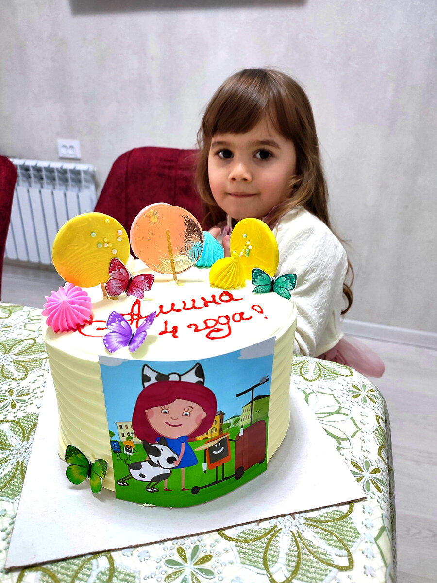 Торт-сюрприз в Москве и области: большой выбор бутафорских тортов