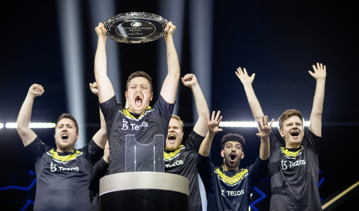 Vitality победила Heroic на Jeunesse Arena, выиграв львиную долю в размере 250 000 долларов.