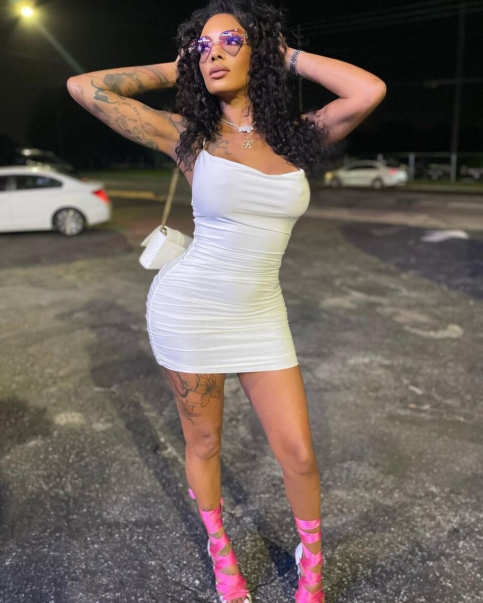 Листайте вправо, чтобы увидеть больше изображений