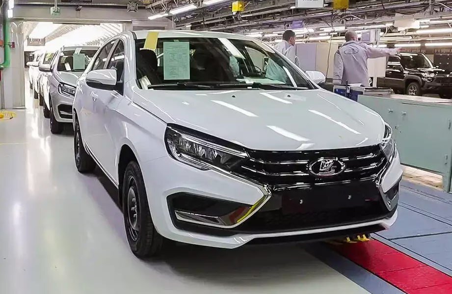 Цена Lada Vesta NG в базовой комплектации составит 1,7 миллиона рублей