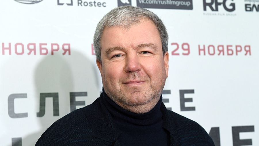      Александр Робак.