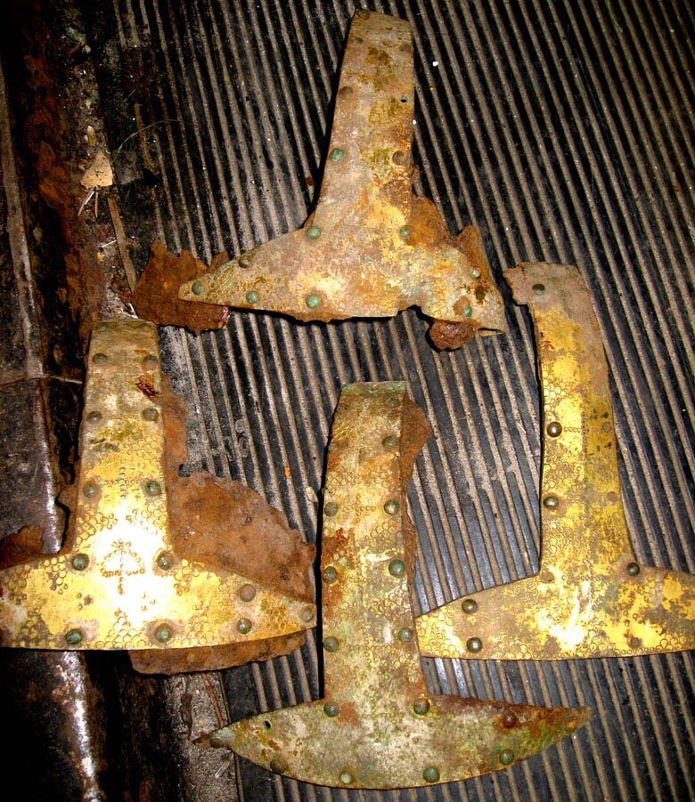 Этот уникальный шлем единственный, найденный в России. Вот только никто ...