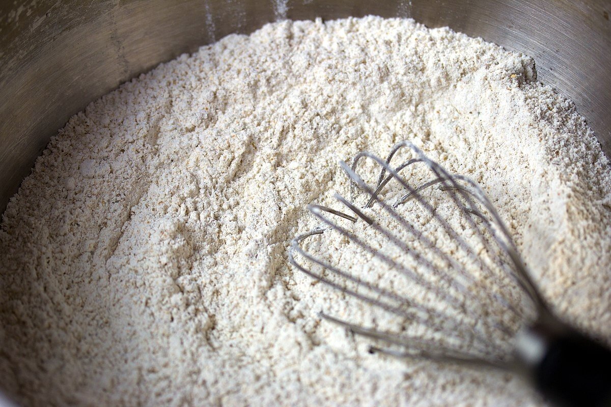 Белая мука очень плохо влияет на здоровье человека.