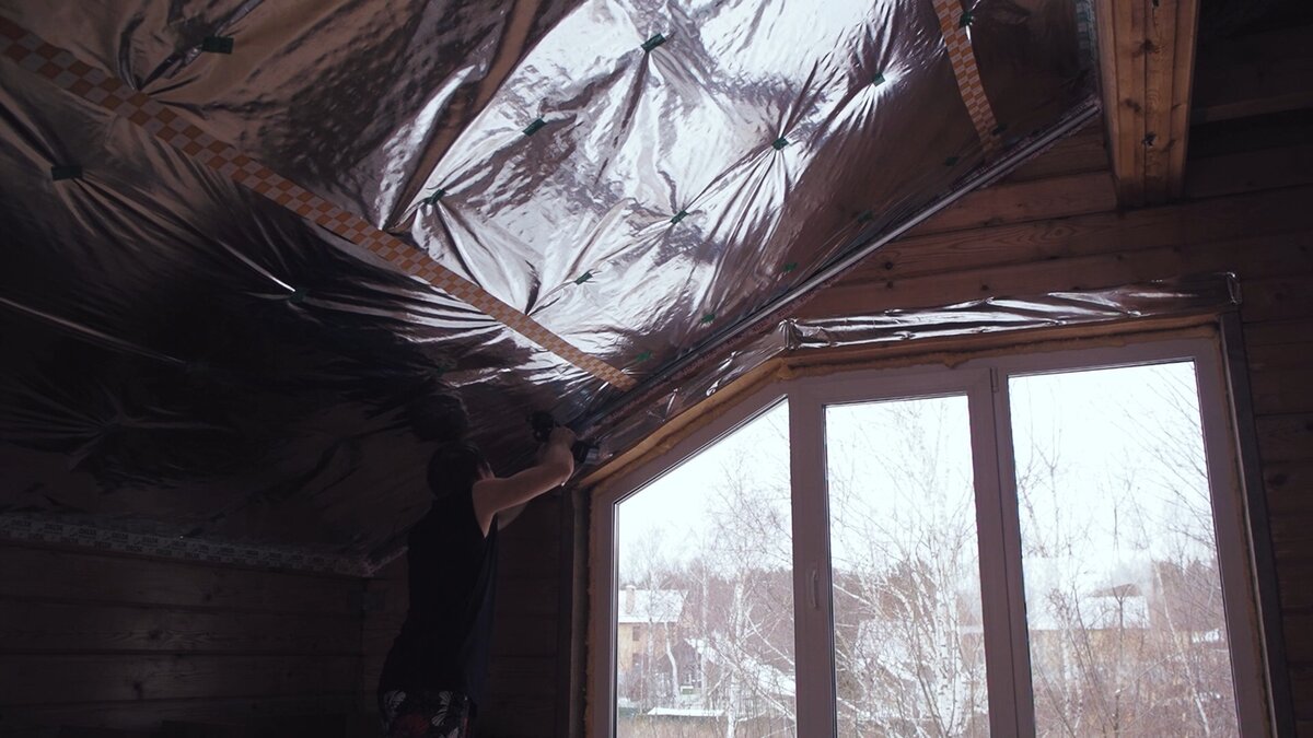 Крепление профиля на фронтоны дома