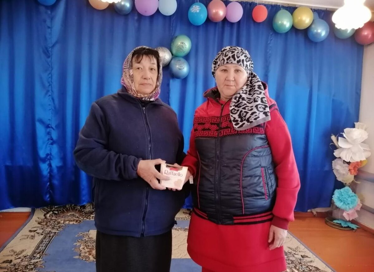    В Кувандыкском округе семьи мобилизованных под опекой неравнодушных земляков Марина Шарт