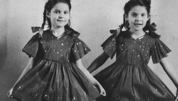      Сестры Мозес