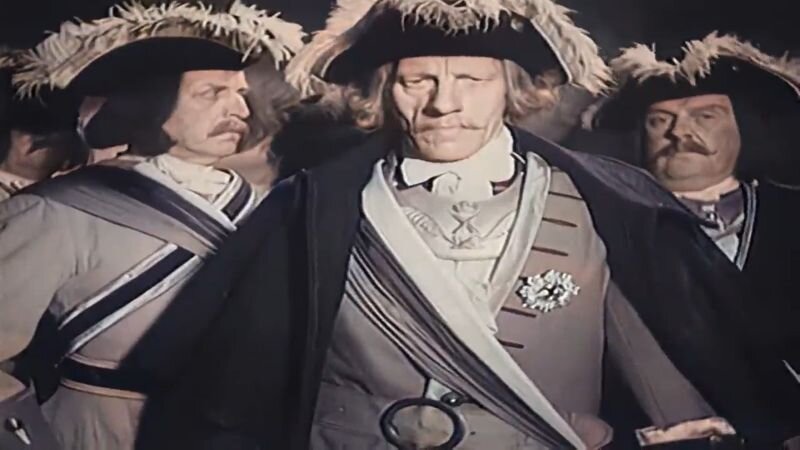 Иноземные наемники в фильме "Петр Первый". Это конечно не де Крои, но всё-таки.