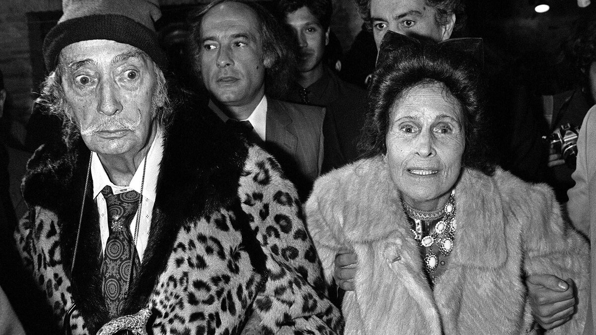 Сальвадор дали википедия биография личная жизнь