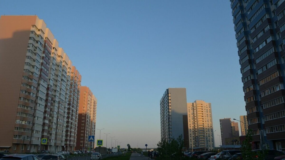     Жители Казани направили большое количество жалоб из-за неприятного запаха в микрорайоне Салават Купере. Обращения появились в Telegram-канале главы Татарстана Рустама Минниханова.