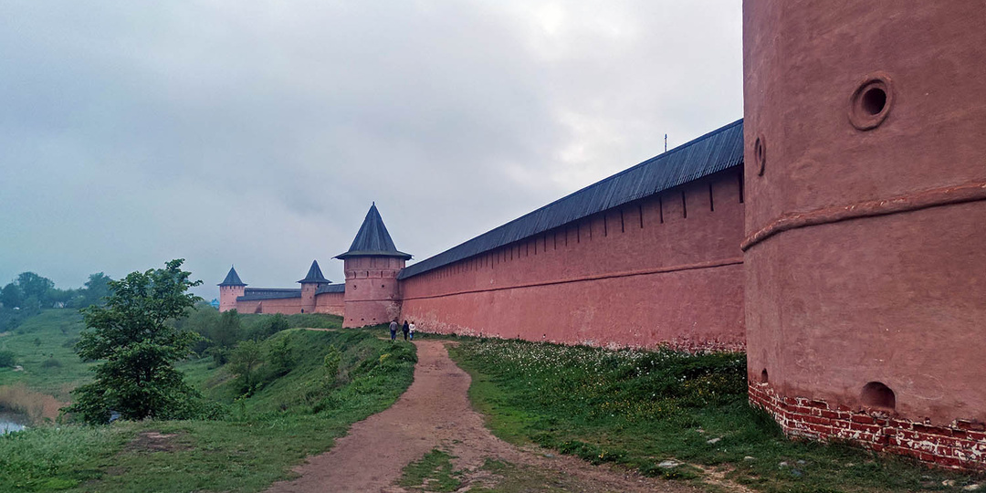 Спасо-Евфимиев монастырь в Суздале. Что скрывают могучие стены...