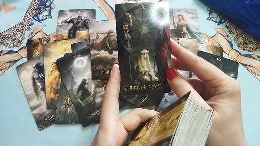 Wind rose дзен. Wind rose дзен. Полизивные карты таро. Таро wind rose. Wind rose дзен.