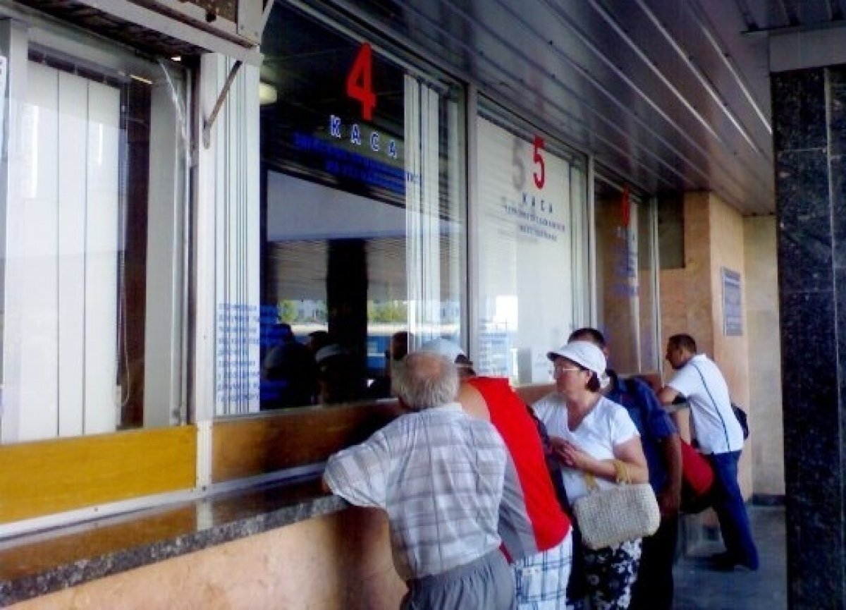    Ажиотаж у билетных касс в Новокузнецке проверит транспортная прокуратура