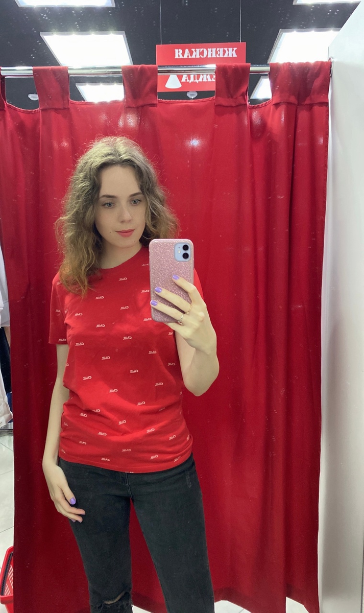 Две футболки из секонд-хенда. Одну купила, а вторая оказалась слишком ...