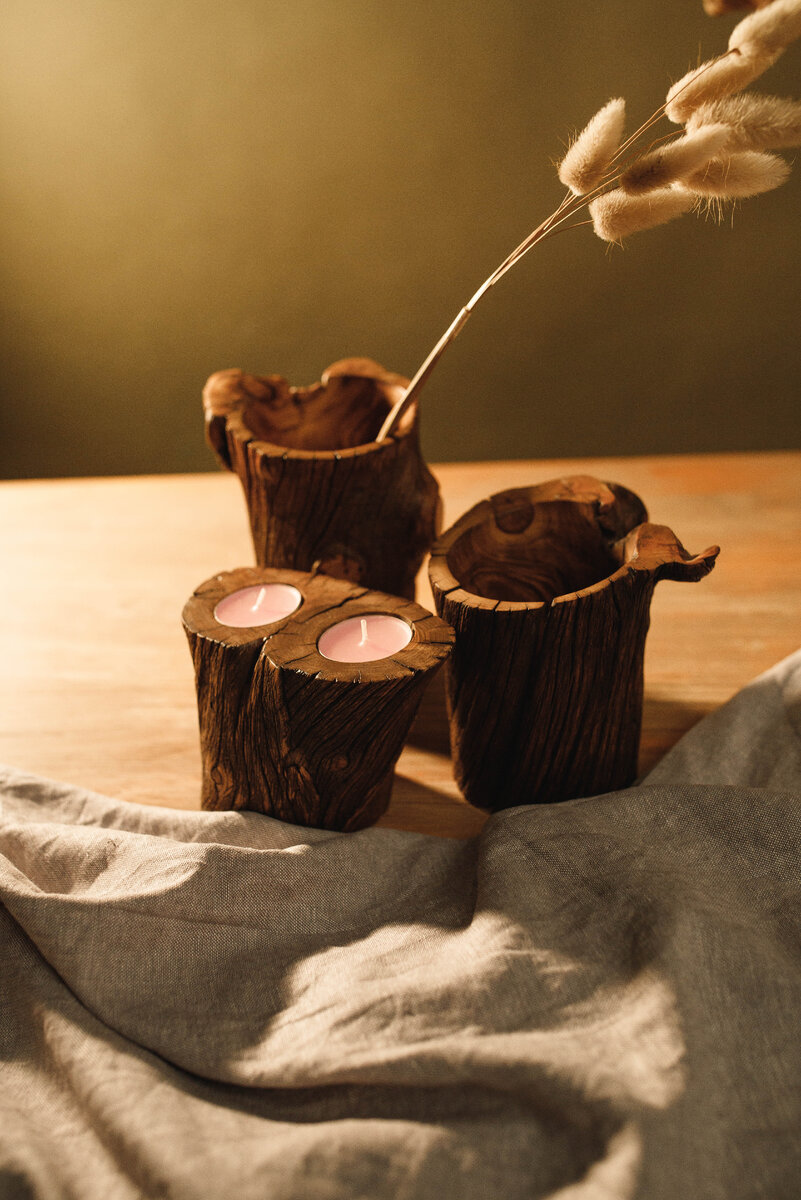 Токарные вазочки с "Диким краем" Корень лиственницы.