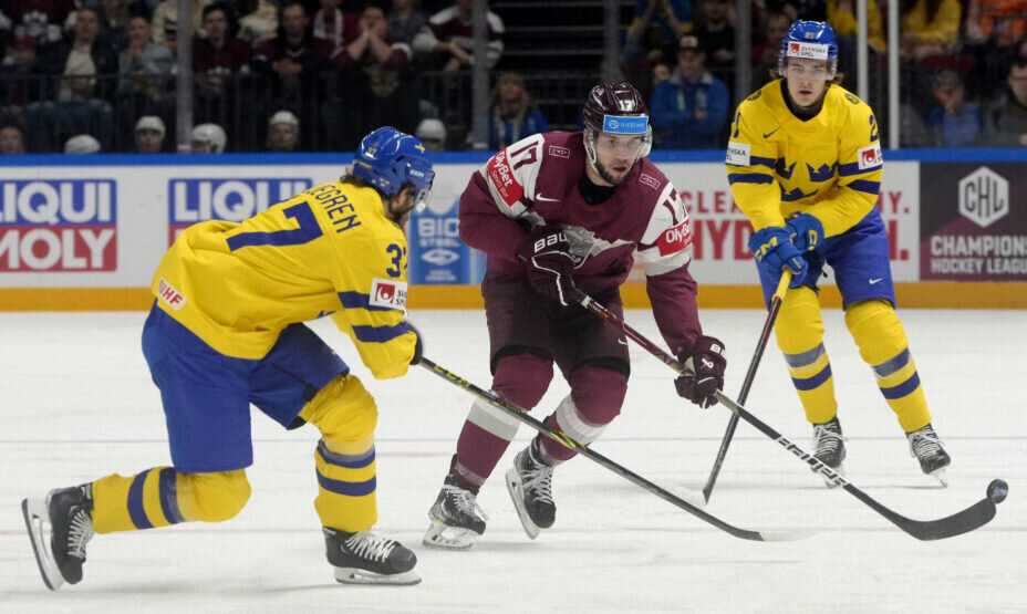    Шведам поражение от Латвии в плей-офф ЧМ будет сниться в кошмарах. Фото: Reuters