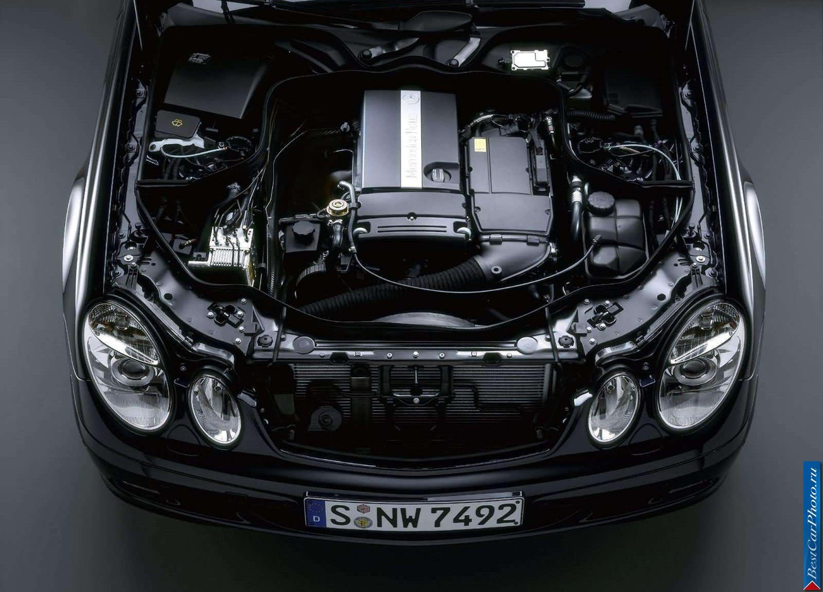 Двигатель (ДВС) б/у Mercedes W211 (E)