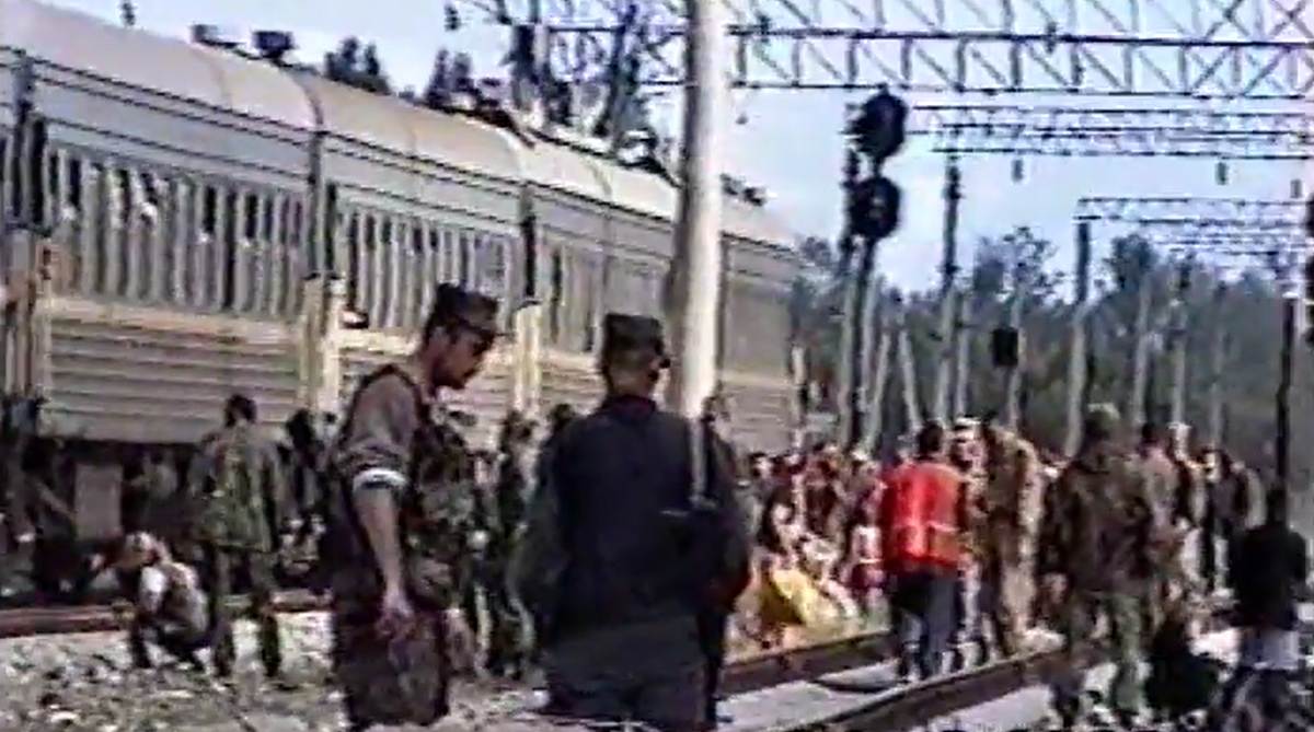 Подкидыш. и досмотровая группа. Фото автора