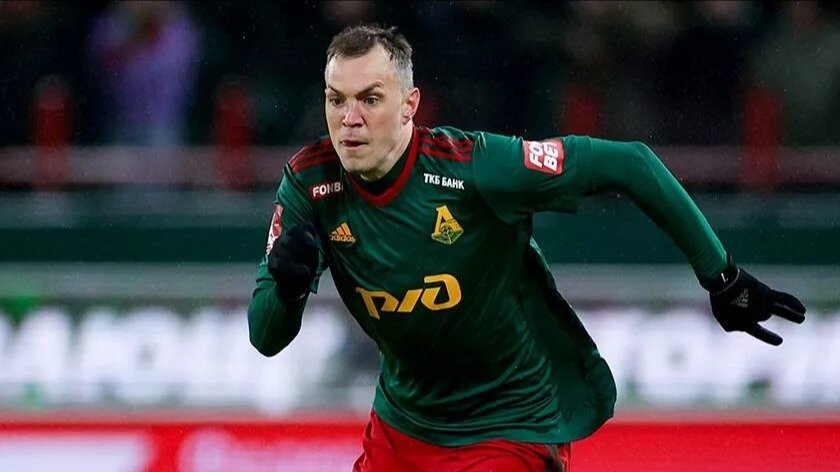 Артем Дзюба - футболист «Локомотива»