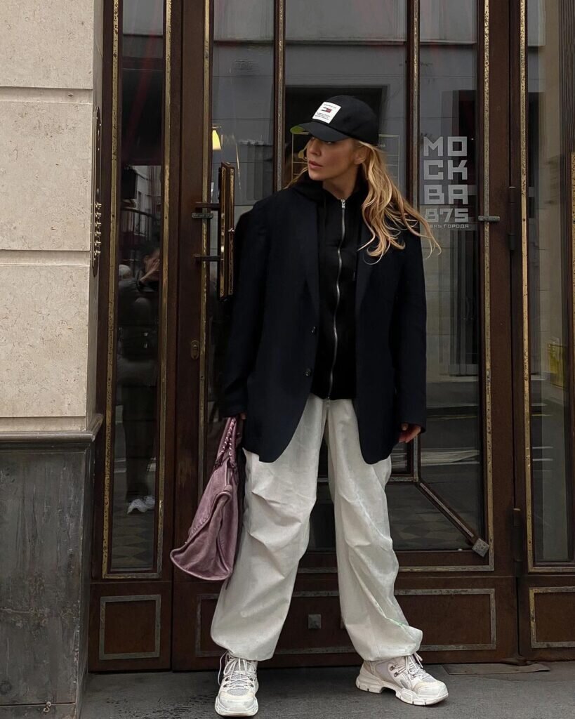    Альбина Джанабаева / @albinadzhanabaeva Лариса Максимычева