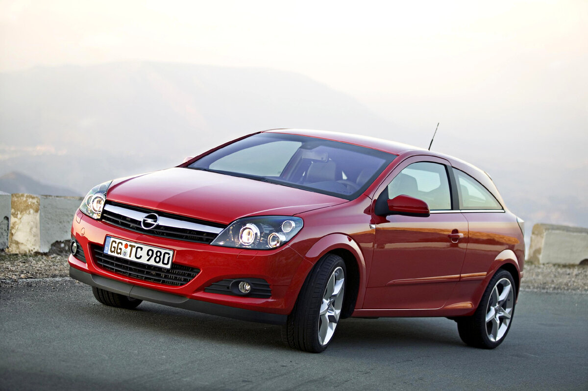 Opel Astra h GTC 2005