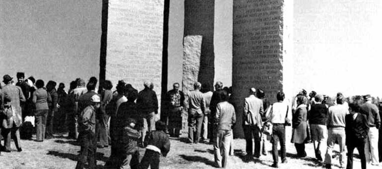 В США я читал лекцию, в Колумбийском университете. Это был октябрь 1990-го. Один из присутствующих ехидно спросил: «А Вам не кажется, что колокол звонит по коммунизму?-4