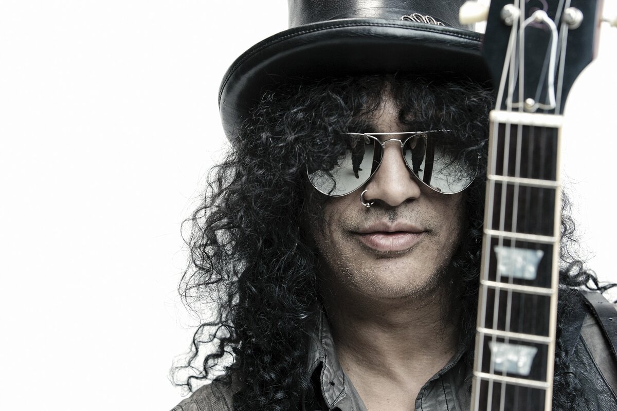 Slash - чувак в очках и цилиндре. Создание звука: гитары, примочки,  настройки усилителя. | Макс Ильин (Собаки Качалова) | Дзен