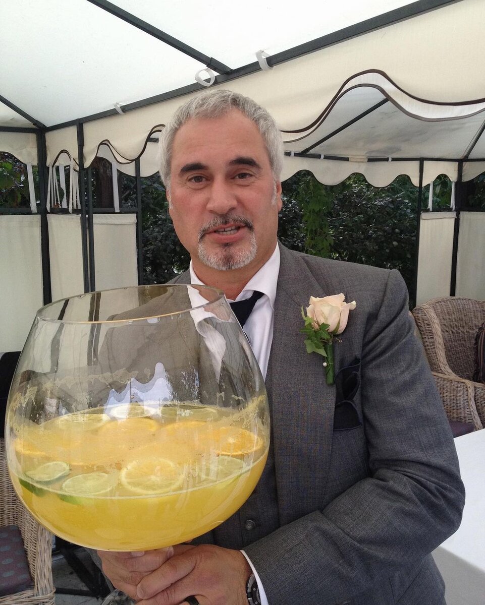    Валерий Меладзе "отменили" в РоссииСоцсети Альбины Джанабаевой