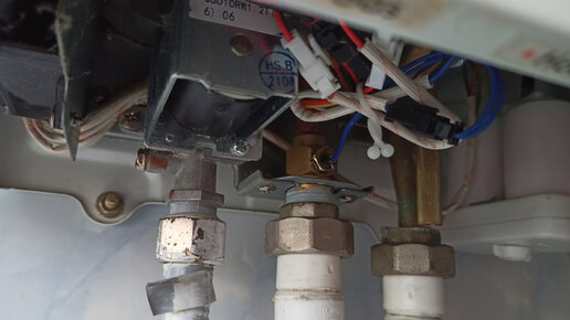 Неисправность датчика температуры в газовой колонке .Неправильные ...